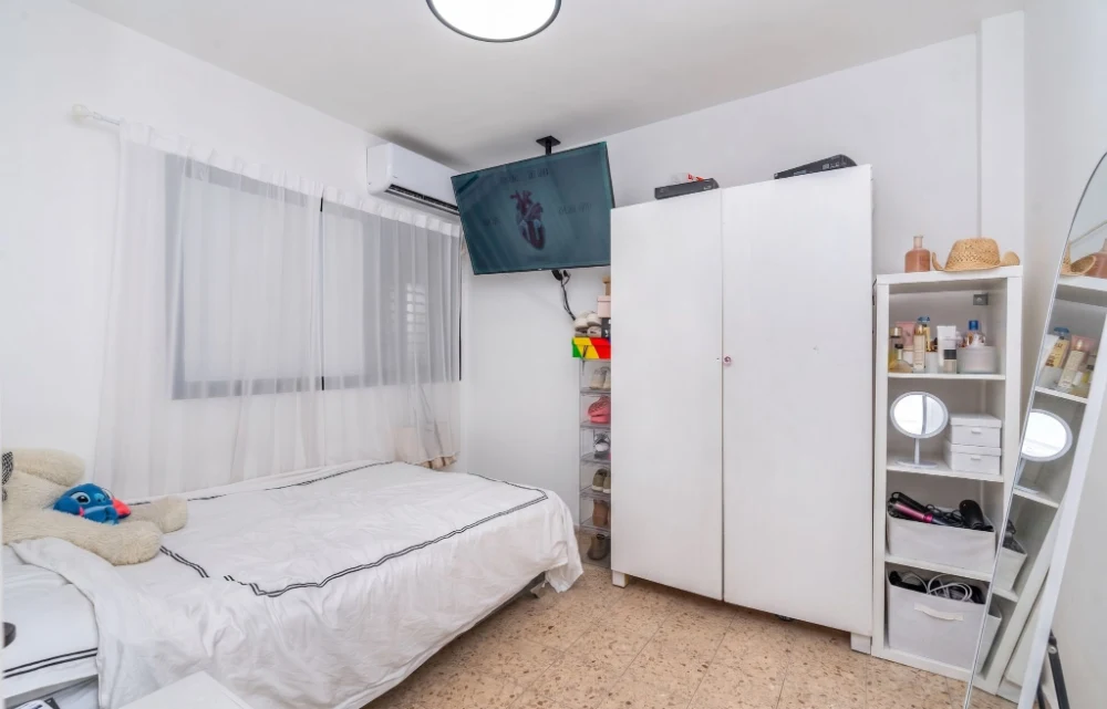 דירת 4.5 חדרים במרכז הותיק — תמונה 2