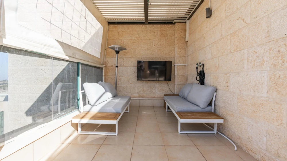  פנטהאוז מדהים עם מרפסת ענקית  — תמונה 3